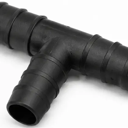 Detalhe de Tê para Irrigação 16 mm