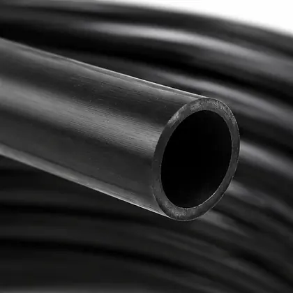 Detalhe de Tubo PELBD 16 mm PN25